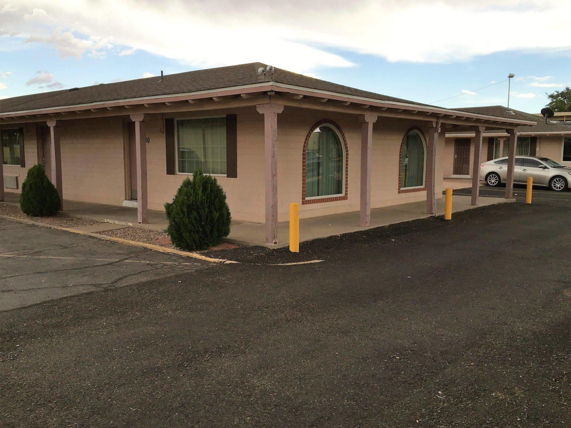 Roswell Inn エクステリア 写真