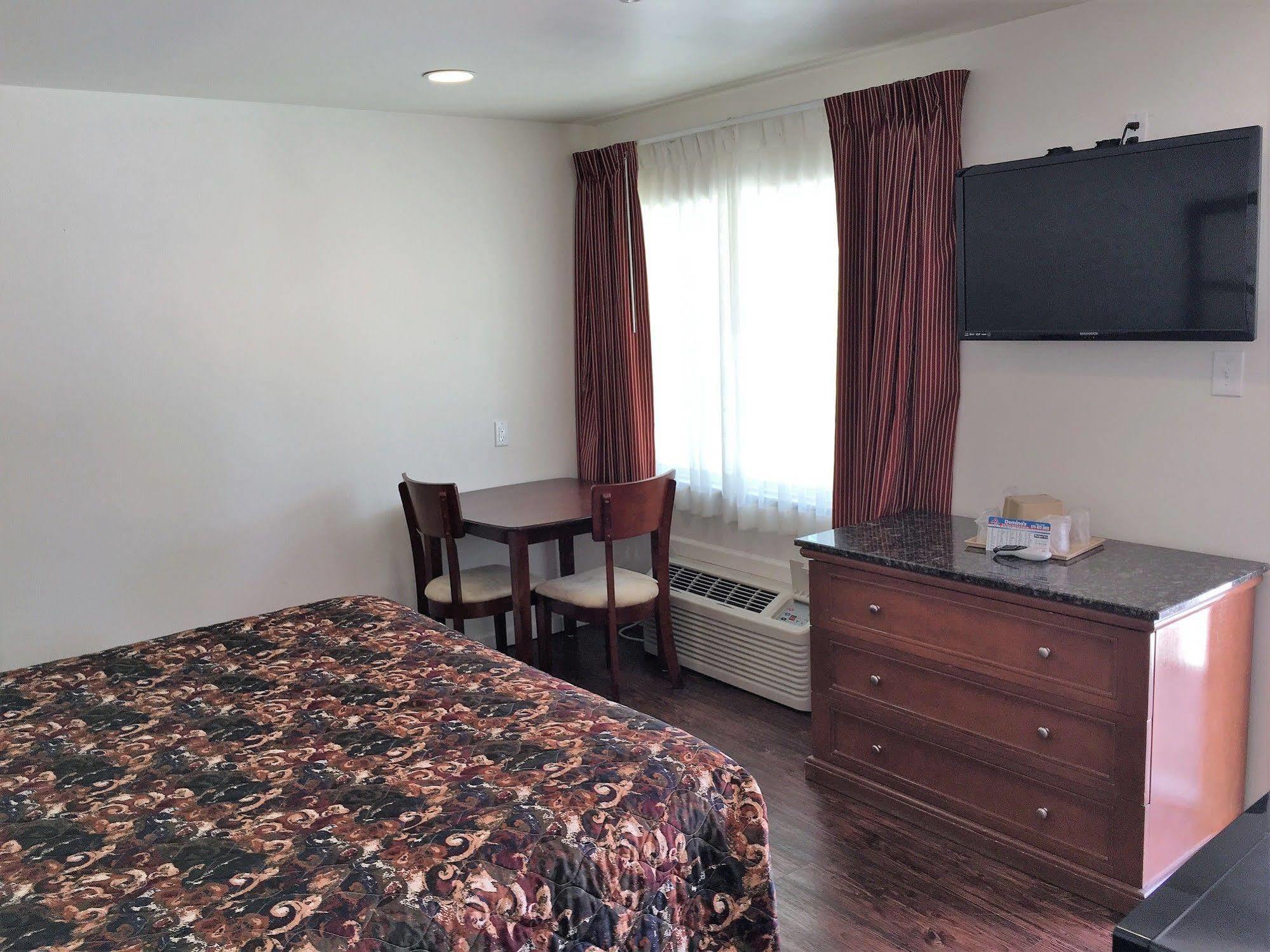 Roswell Inn エクステリア 写真
